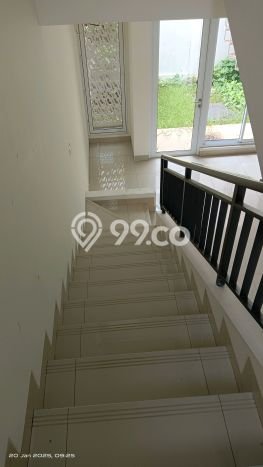 Rumah Siap Disurvey di , Bandung, Luas 112m2m² Bangunan 120m2m² Rumah Siap Disurvey di , Bandung, Luas 112m2m² Bangunan 120m2m²