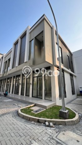 Unit Ruko Disewakan di Gading Serpong di Area Ramai & Strategis Unit Ruko Disewakan di Gading Serpong di Area Ramai & Strategis