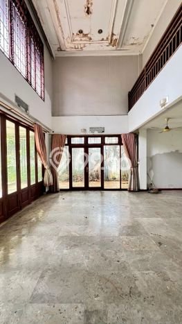 Rumah Premium di Jakarta Selatan Lokasi Strategis Kondisi Baik Rumah Premium di Jakarta Selatan Lokasi Strategis Kondisi Baik