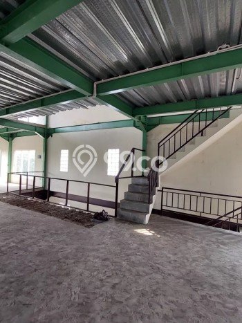 Unit Ruko Disewakan di Daan Mogot di Area Ramai & Strategis Unit Ruko Disewakan di Daan Mogot di Area Ramai & Strategis