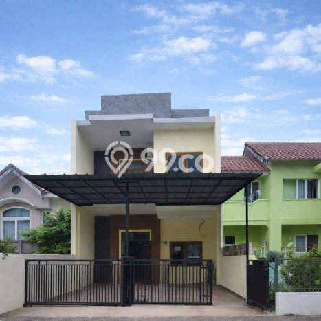 Rumah Luas Asri 3 KT Siap Pakai di Taman Surya Jakarta Barat Rumah Luas Asri 3 KT Siap Pakai di Taman Surya Jakarta Barat