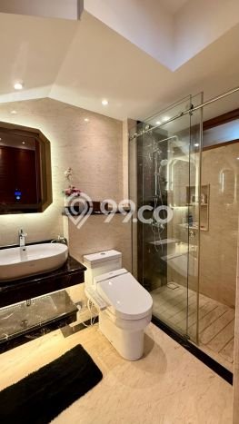 Dijual Rumah Premium dengan Fasilitas Sekitar Komplit di BSD, Tangerang Selatan Dijual Rumah Premium dengan Fasilitas Sekitar Komplit di BSD, Tangerang Selatan