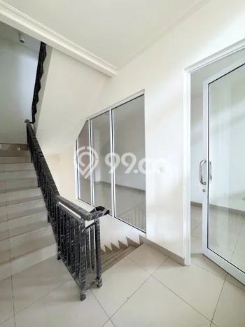 Ruko Dijual di Jakarta Utara LT 67m2 & LB 180m2 Lokasi Terbaik! Ruko Dijual di Jakarta Utara LT 67m2 & LB 180m2 Lokasi Terbaik!