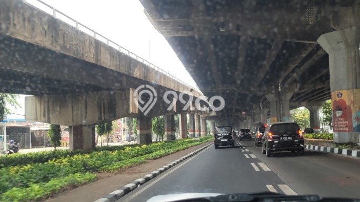 Siap Huni Hunian Elit 6 Kamar di Matraman Dekat ke Mana Saja Siap Huni Hunian Elit 6 Kamar di Matraman Dekat ke Mana Saja