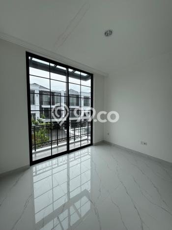 Jarang Ada! Rumah Sewa 4 Kamar Bagus Siap Huni Pantai Indah Kapuk Jarang Ada! Rumah Sewa 4 Kamar Bagus Siap Huni Pantai Indah Kapuk