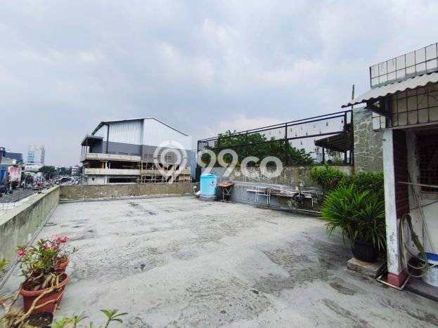 Area Ramai! Ruko Dijual di Gambir untuk Bisnis Luas Bangunan 465m2 Area Ramai! Ruko Dijual di Gambir untuk Bisnis Luas Bangunan 465m2