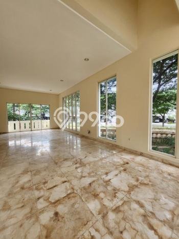 Disewakan! Rumah 4 Kamar Tidur &
3 Kamar Mandi di Pantai Indah Kapuk, Jakarta Utara Disewakan! Rumah 4 Kamar Tidur &
3 Kamar Mandi di Pantai Indah Kapuk, Jakarta Utara