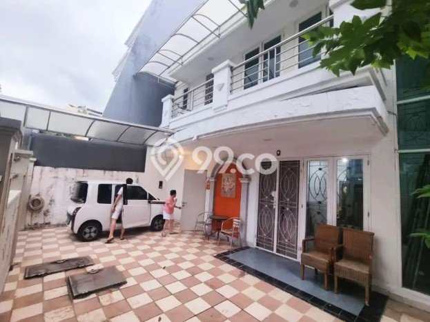 Rumah Mewah Siap Huni LT 200m2 di Penjaringan, Jakarta Utara Rumah Mewah Siap Huni LT 200m2 di Penjaringan, Jakarta Utara