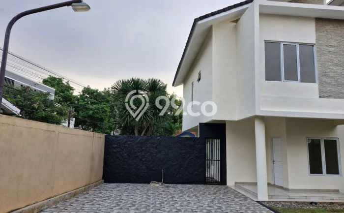 Rumah Luxury Modern Siap Huni di Pangkalan Jati Depok Rumah Luxury Modern Siap Huni di Pangkalan Jati Depok