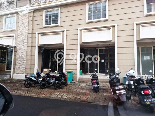 Ruko Dijual di Prime Area Jakarta Barat Luas 236m2 Ruko Dijual di Prime Area Jakarta Barat Luas 236m2