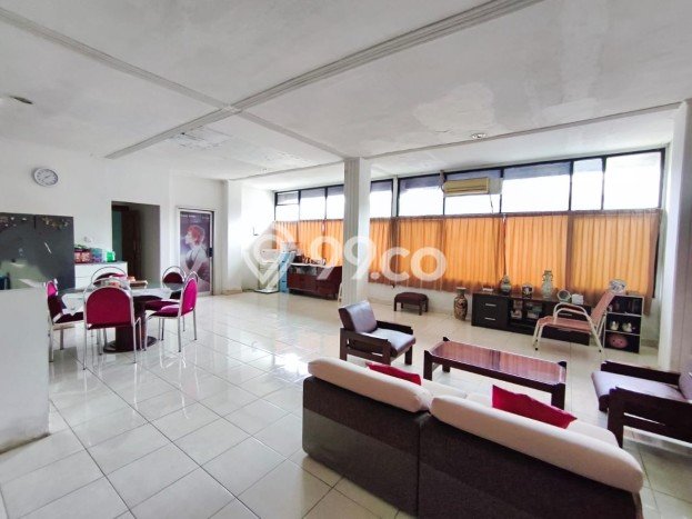 Area Ramai! Ruko Dijual di Gambir untuk Bisnis Luas Bangunan 465m2 Area Ramai! Ruko Dijual di Gambir untuk Bisnis Luas Bangunan 465m2