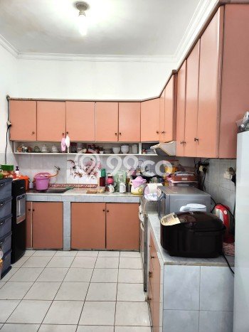 Rumah Mewah Siap Huni LT 200m2 di Penjaringan, Jakarta Utara Rumah Mewah Siap Huni LT 200m2 di Penjaringan, Jakarta Utara