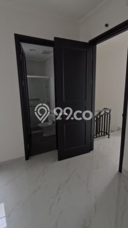 Rumah sewa siap pakai 3 KT di Pantai Indah Kapuk 2, Jakarta Utara Rumah sewa siap pakai 3 KT di Pantai Indah Kapuk 2, Jakarta Utara