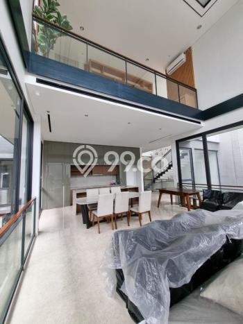 Rumah Elit Modern Tanpa Renovasi di BSD Tangerang Rumah Elit Modern Tanpa Renovasi di BSD Tangerang