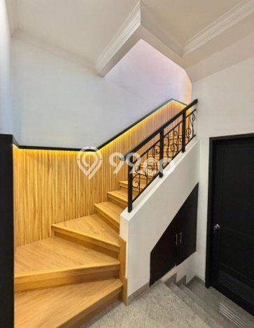 Rumah Luxury Modern Siap Huni di BSD Puspita Loka Tangerang Rumah Luxury Modern Siap Huni di BSD Puspita Loka Tangerang