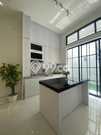 For Sale! Luxury House LT 183m2 Desain Modern di BSD Griya Loka For Sale! Luxury House LT 183m2 Desain Modern di BSD Griya Loka