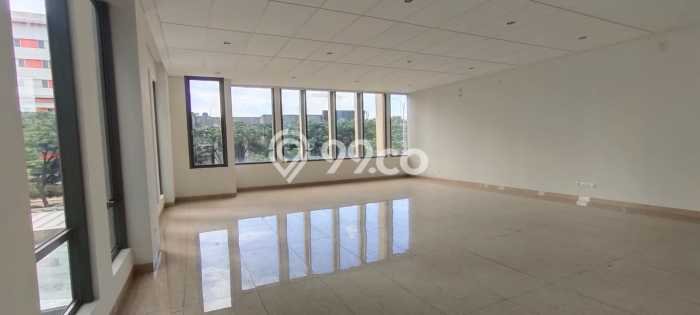 Unit Ruko Dijual di Tangerang LT 150m2 & LB 649m2 Unit Ruko Dijual di Tangerang LT 150m2 & LB 649m2
