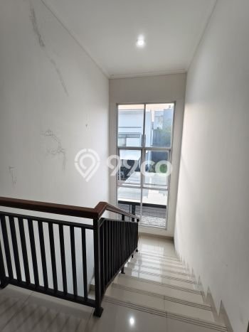 For Sale! Luxury House LT 168m2 Desain Elegan di BSD The Icon For Sale! Luxury House LT 168m2 Desain Elegan di BSD The Icon