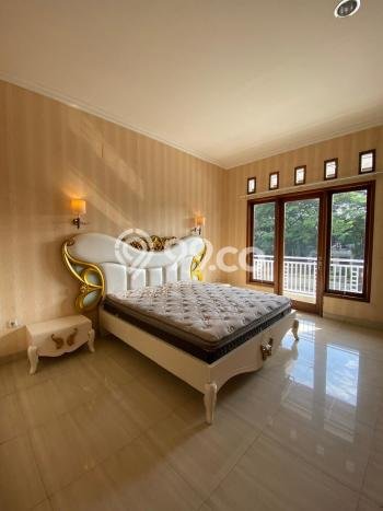 Dijual Rumah Luas Elegan Dengan View Cantik di BSD Nusaloka, Tangerang Dijual Rumah Luas Elegan Dengan View Cantik di BSD Nusaloka, Tangerang