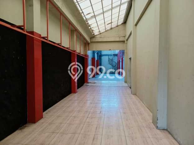 Area Ramai! Ruko Dijual di Banguntapan untuk Bisnis Luas Bangunan 700m2 Area Ramai! Ruko Dijual di Banguntapan untuk Bisnis Luas Bangunan 700m2