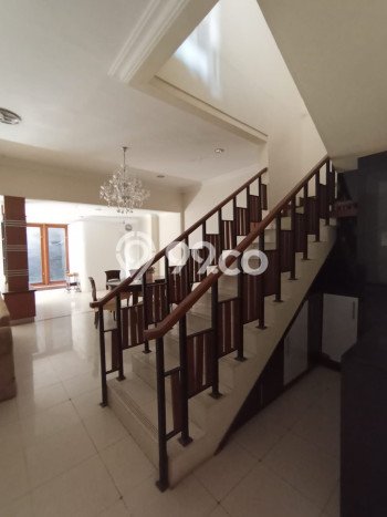 Jual Rumah Luas Megah Dengan View Eksklusif di Caturtunggal, Sleman Jual Rumah Luas Megah Dengan View Eksklusif di Caturtunggal, Sleman