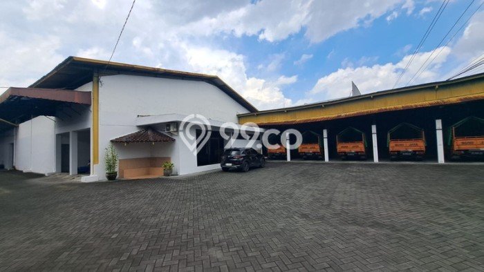 Gudang Dijual Lokasi Stratagis di Banguntapan Bantul Cocok untuk Bisnis Gudang Dijual Lokasi Stratagis di Banguntapan Bantul Cocok untuk Bisnis