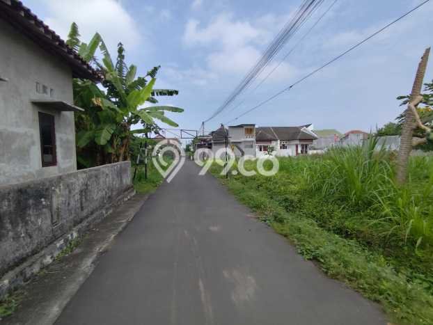 Dijual Tanah di Ngemplak Sleman Luas 340m2 SHM Dijual Tanah di Ngemplak Sleman Luas 340m2 SHM