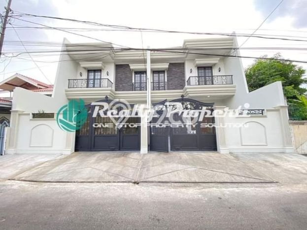 Hunian Mewah Dijual LT 175m2 di Duren Sawit, Jakarta Timur Hunian Mewah Dijual LT 175m2 di Duren Sawit, Jakarta Timur