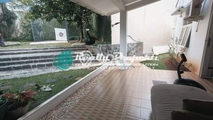 Dijual Rumah Luas Megah Dengan View Cantik di Jatiwaringin, Jakarta Timur Dijual Rumah Luas Megah Dengan View Cantik di Jatiwaringin, Jakarta Timur