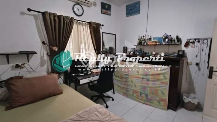 Dijual Rumah Luas Megah Dengan View Cantik di Jatiwaringin, Jakarta Timur Dijual Rumah Luas Megah Dengan View Cantik di Jatiwaringin, Jakarta Timur