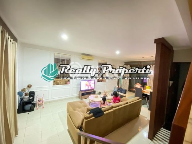 Best Deal Hunian Mewah Ideal dan Luas di Cipayung, Jakarta Timur Best Deal Hunian Mewah Ideal dan Luas di Cipayung, Jakarta Timur