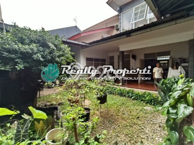 Dijual Rumah Mewah Elegan Dengan View Cantik di Jatiwaringin, Bekasi Dijual Rumah Mewah Elegan Dengan View Cantik di Jatiwaringin, Bekasi