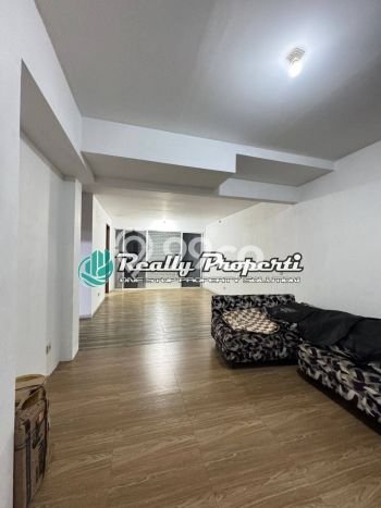 Sewa Rumah Murah di Pinang Ranti Jakarta Timur dengan 4 Kamar Tidur Sewa Rumah Murah di Pinang Ranti Jakarta Timur dengan 4 Kamar Tidur