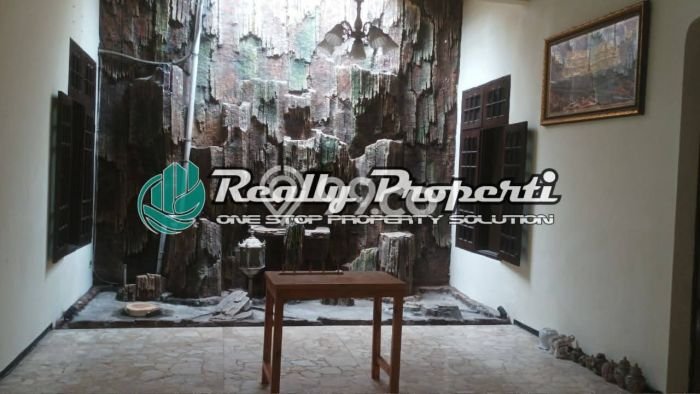 Disewakan! Rumah 6 Kamar Tidur &
4 Kamar Mandi di Rawamangun, Jakarta Timur Disewakan! Rumah 6 Kamar Tidur &
4 Kamar Mandi di Rawamangun, Jakarta Timur