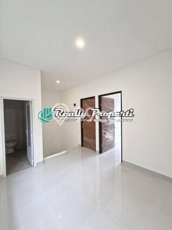 For Sale Hunian Rumah Terawat 3 Kamar di Jatimakmur, Bekasi For Sale Hunian Rumah Terawat 3 Kamar di Jatimakmur, Bekasi