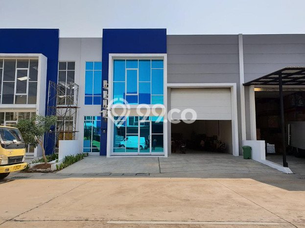 Gudang Bagus LT 720m2 LB 660m2 Dijual di Medan Satria Bekasi Gudang Bagus LT 720m2 LB 660m2 Dijual di Medan Satria Bekasi
