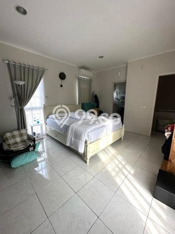 For Sale Hunian Rumah Nyaman 3 KT di BSD City, Tangerang For Sale Hunian Rumah Nyaman 3 KT di BSD City, Tangerang