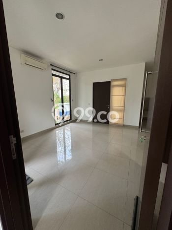 Lokasi strategis! Rumah siap pakai dikontrakkan di BSD LB 88m2 Lokasi strategis! Rumah siap pakai dikontrakkan di BSD LB 88m2