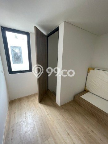 Hunian Nyaman Asri 3 KT Siap Pakai di BSD City Tangerang Hunian Nyaman Asri 3 KT Siap Pakai di BSD City Tangerang