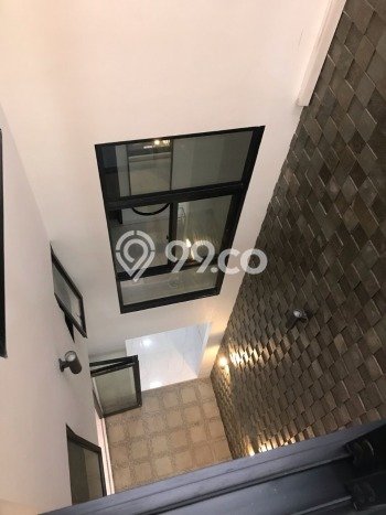 Ready to Use! Luxury House LT 120m2 Desain Modern di BSD The Green Ready to Use! Luxury House LT 120m2 Desain Modern di BSD The Green