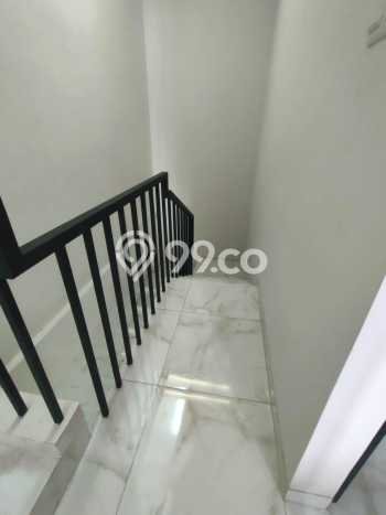 Jual Rumah Favorit Siap Huni LB 155m2 di Wiyung, Surabaya Jual Rumah Favorit Siap Huni LB 155m2 di Wiyung, Surabaya