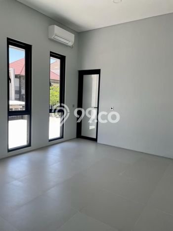 Siap Huni Rumah Mewah 4 Kamar di Wiyung Dekat ke Mana Pun Siap Huni Rumah Mewah 4 Kamar di Wiyung Dekat ke Mana Pun
