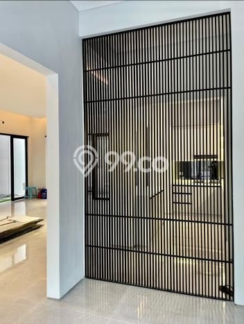 Siap Huni Rumah Mewah 4 Kamar di Wiyung Dekat ke Mana Pun Siap Huni Rumah Mewah 4 Kamar di Wiyung Dekat ke Mana Pun