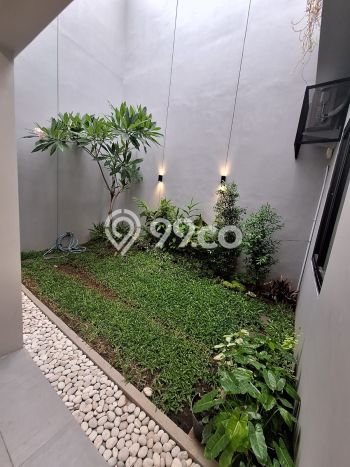 Siap Huni Rumah Mewah 4 Kamar di Wiyung Dekat ke Mana Pun Siap Huni Rumah Mewah 4 Kamar di Wiyung Dekat ke Mana Pun
