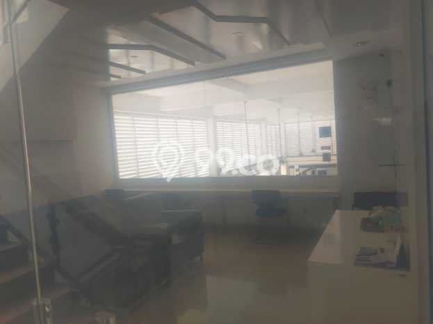 LOKASI STRATEGIS! Ruko For Rent di Lakarsantri, Luas 1111m2m², Kawasan Bisnis LOKASI STRATEGIS! Ruko For Rent di Lakarsantri, Luas 1111m2m², Kawasan Bisnis