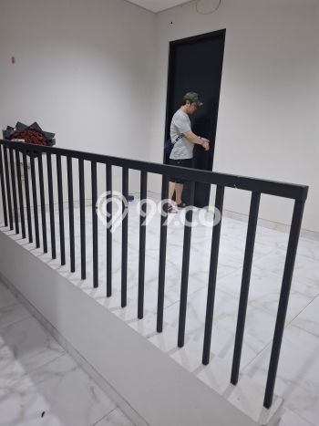 Jual Rumah Favorit Siap Huni LB 155m2 di Wiyung, Surabaya Jual Rumah Favorit Siap Huni LB 155m2 di Wiyung, Surabaya