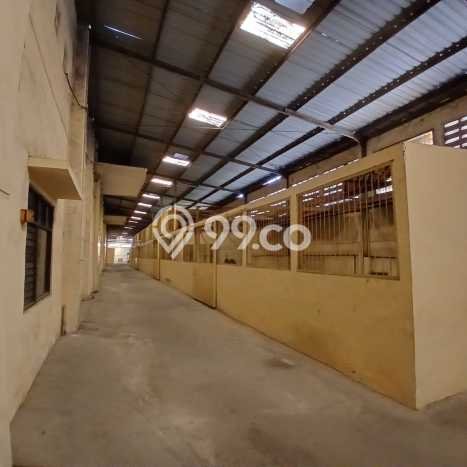 POTENSI BESAR! Gudang Kawasan Tandes, Luas 5040m2m², Pusat Bisnis POTENSI BESAR! Gudang Kawasan Tandes, Luas 5040m2m², Pusat Bisnis