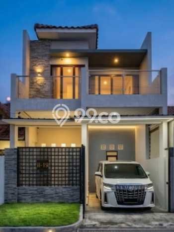Jual Rumah Favorit Siap Huni LB 155m2 di Wiyung, Surabaya Jual Rumah Favorit Siap Huni LB 155m2 di Wiyung, Surabaya