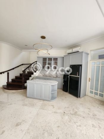 Rumah sewa siap huni 3 Kamar Tidur di Sukomanunggal, Surabaya Rumah sewa siap huni 3 Kamar Tidur di Sukomanunggal, Surabaya