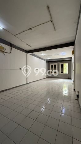 Unit Ruko Dijual di Sukolilo Surabaya Luas Tanah 85m2, Luas Bangunan 240m2 Unit Ruko Dijual di Sukolilo Surabaya Luas Tanah 85m2, Luas Bangunan 240m2